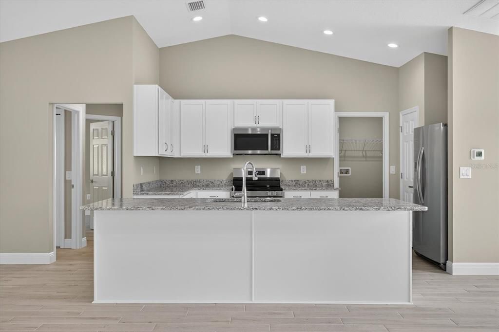 For Sale: $393,900 (3 beds, 2 baths, 1684 Square Feet)