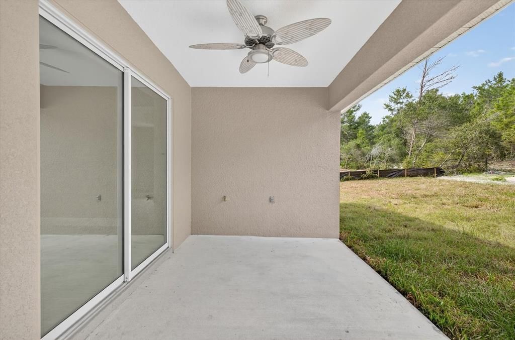 For Sale: $393,900 (3 beds, 2 baths, 1684 Square Feet)