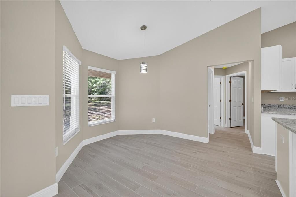 For Sale: $393,900 (3 beds, 2 baths, 1684 Square Feet)