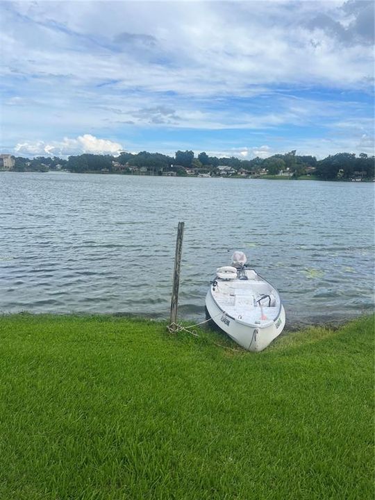 На продажу: $179,990 (2 спален, 2 ванн, 1002 Квадратных фут)