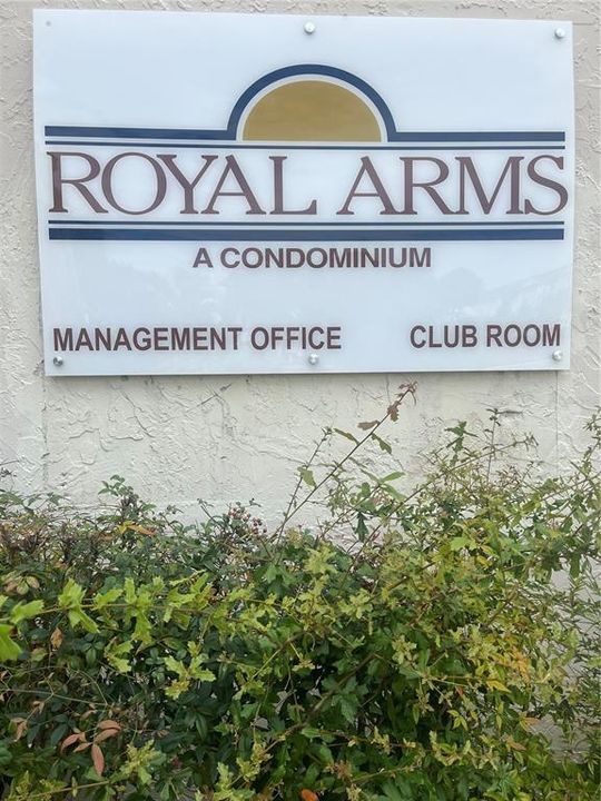 На продажу: $179,990 (2 спален, 2 ванн, 1002 Квадратных фут)