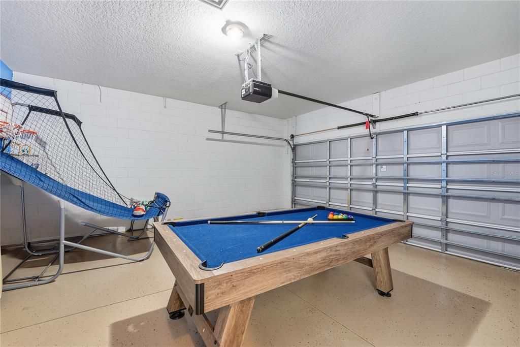 Active With Contract: $475,000 (4 beds, 3 baths, 2078 Square Feet)