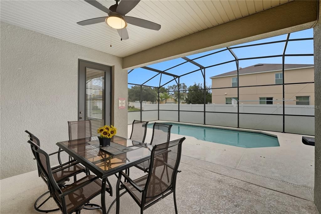 Active With Contract: $475,000 (4 beds, 3 baths, 2078 Square Feet)