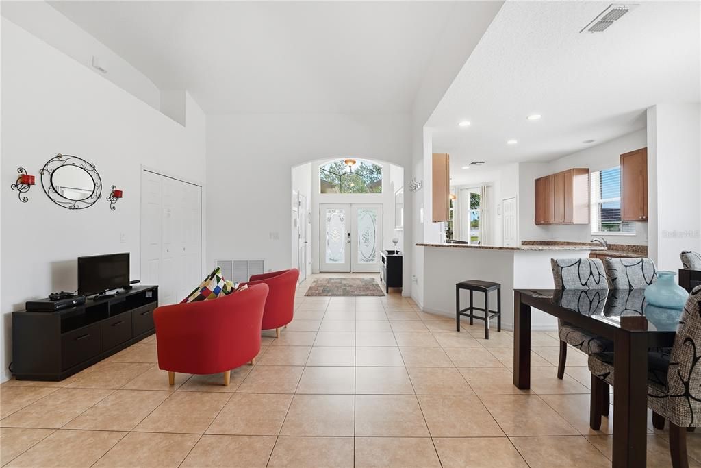 Active With Contract: $475,000 (4 beds, 3 baths, 2078 Square Feet)