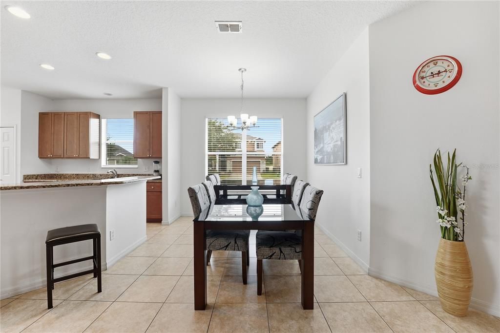 Active With Contract: $475,000 (4 beds, 3 baths, 2078 Square Feet)