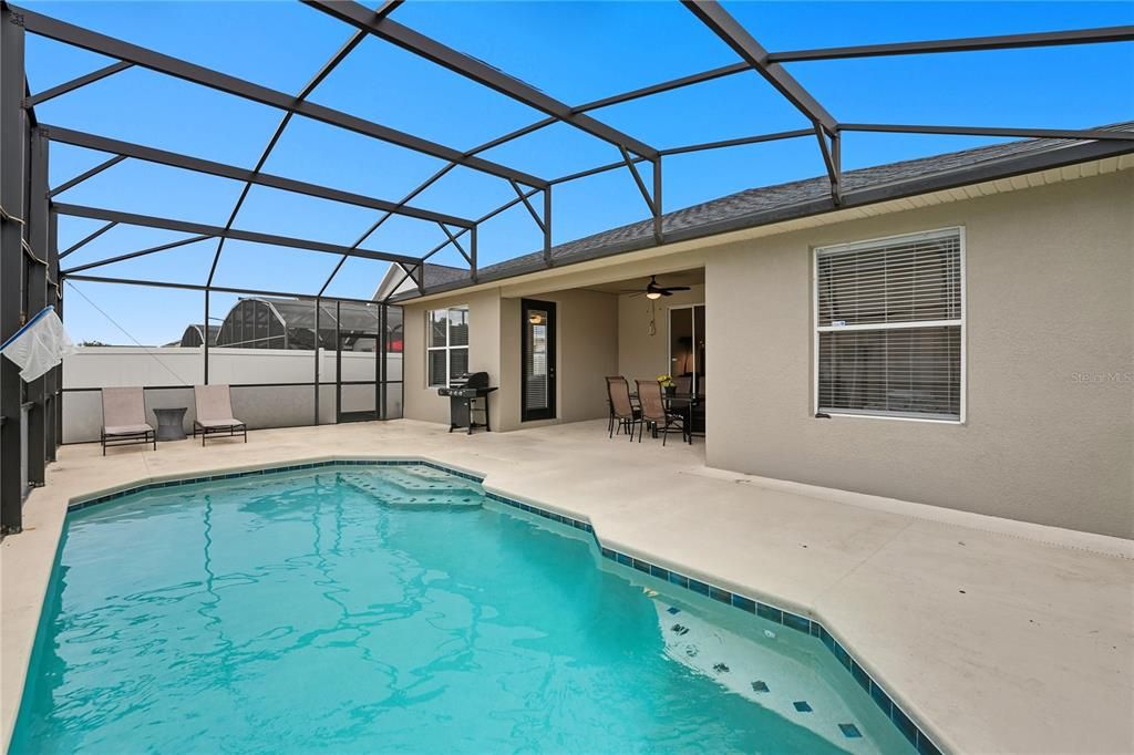 Active With Contract: $475,000 (4 beds, 3 baths, 2078 Square Feet)