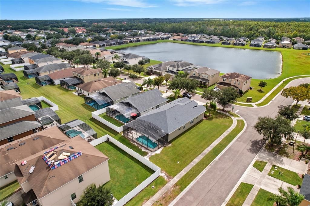 Active With Contract: $475,000 (4 beds, 3 baths, 2078 Square Feet)