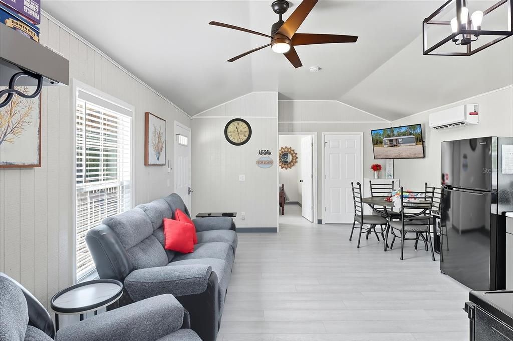 En Venta: $349,900 (2 camas, 1 baños, 620 Pies cuadrados)