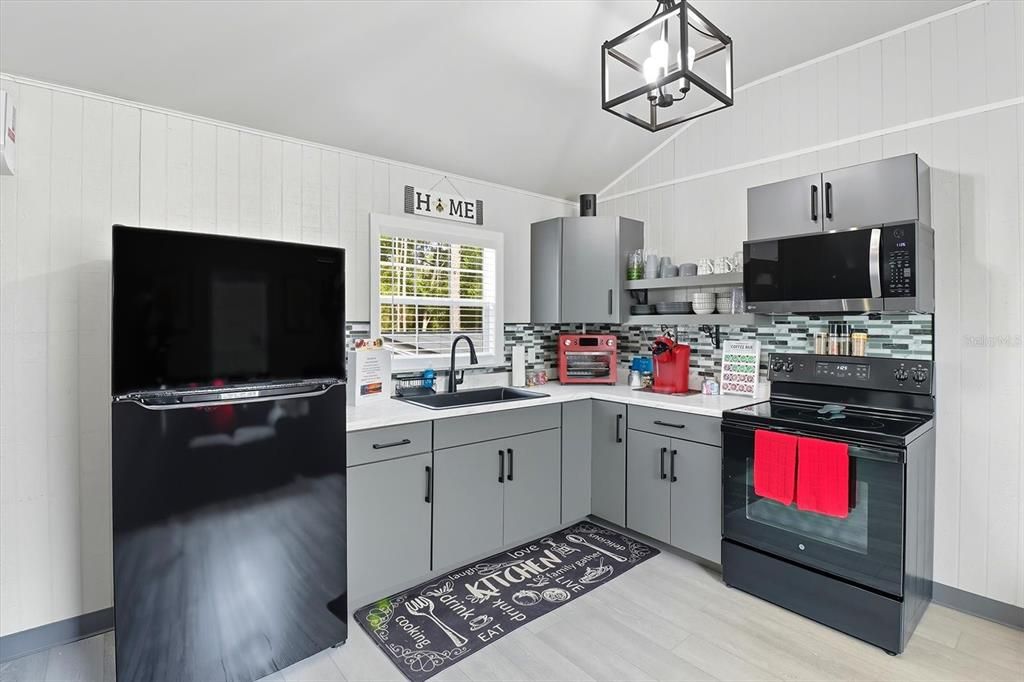 En Venta: $349,900 (2 camas, 1 baños, 620 Pies cuadrados)