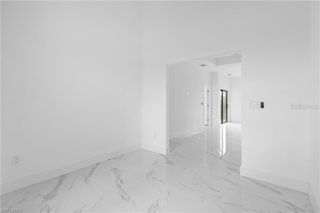 待售: $397,000 (3 贝兹, 2 浴室, 1887 平方英尺)