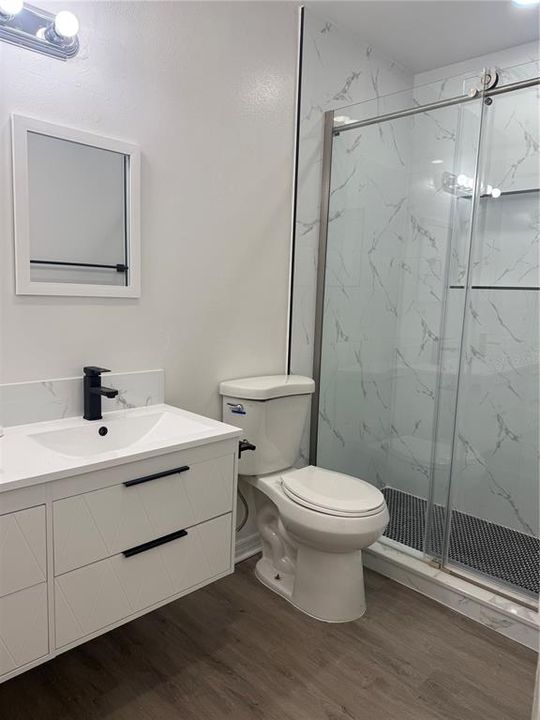 待售: $182,000 (2 贝兹, 2 浴室, 1062 平方英尺)