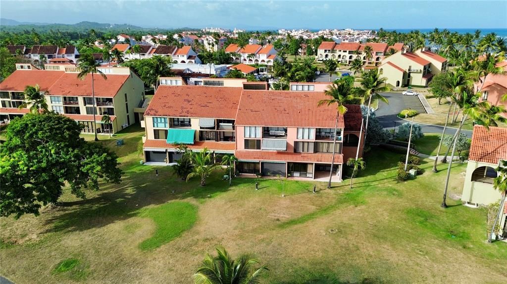 En Venta: $479,000 (3 camas, 2 baños, 1261 Pies cuadrados)