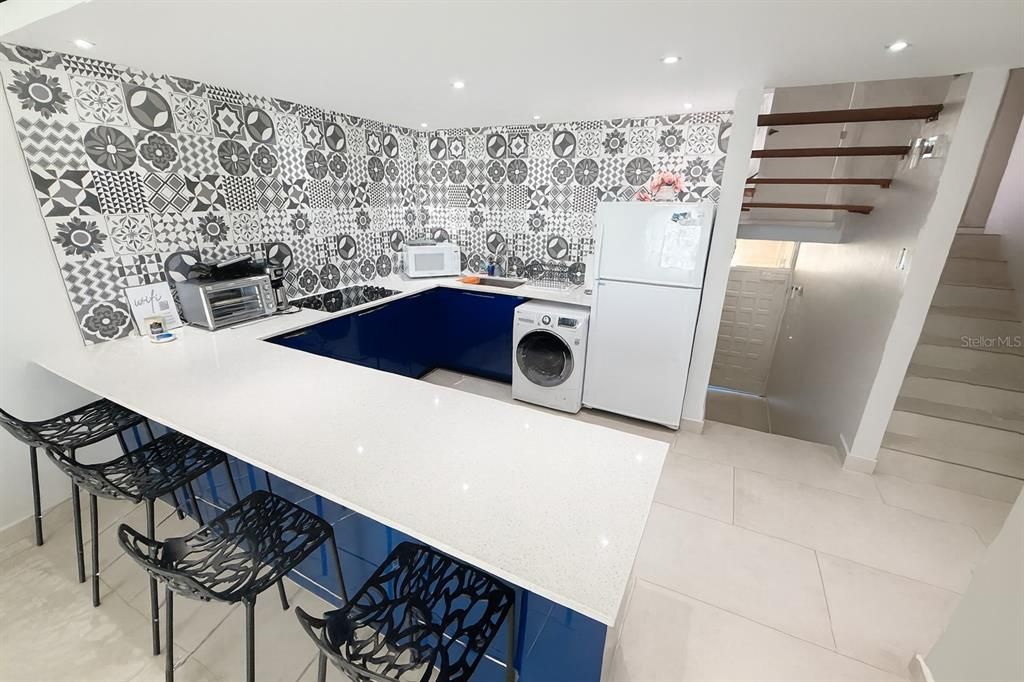 En Venta: $479,000 (3 camas, 2 baños, 1261 Pies cuadrados)