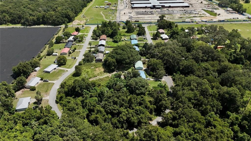 待售: $150,000 (3.24 acres)