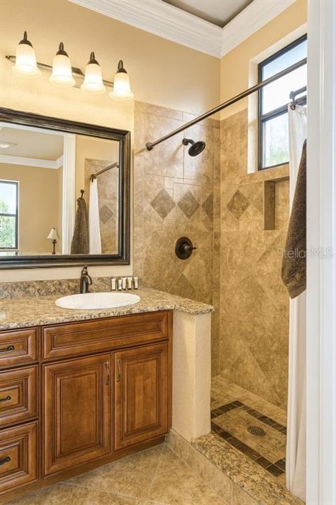 For Sale: $3,350,000 (3 beds, 4 baths, 2572 Square Feet)