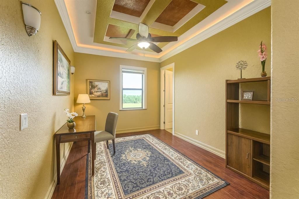 For Sale: $3,350,000 (3 beds, 4 baths, 2572 Square Feet)