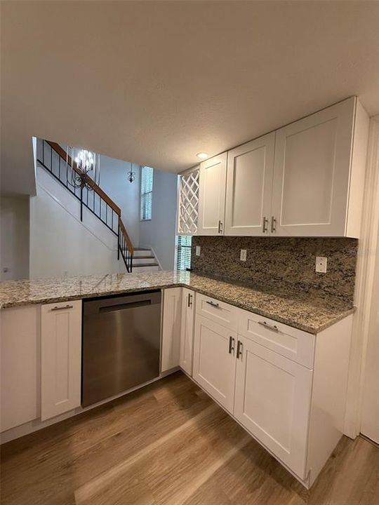 For Rent: $1,900 (2 beds, 2 baths, 1104 Square Feet)