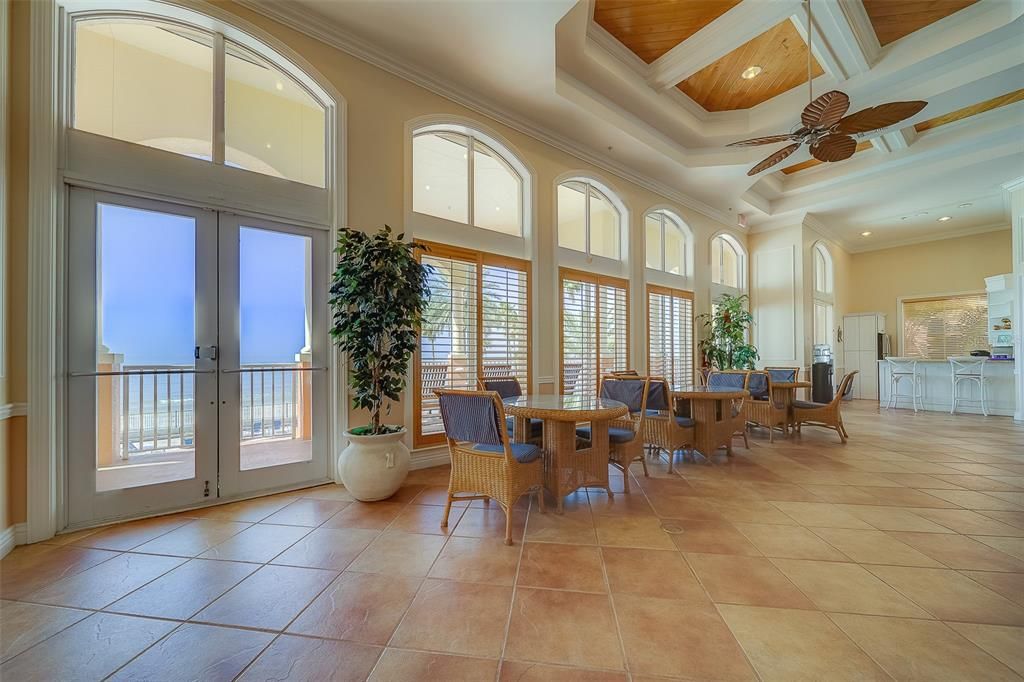 For Rent: $9,500 (3 beds, 2 baths, 1460 Square Feet)