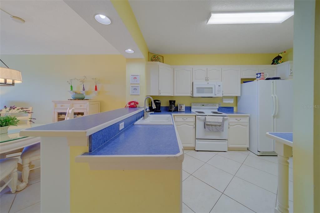 For Rent: $9,500 (3 beds, 2 baths, 1460 Square Feet)