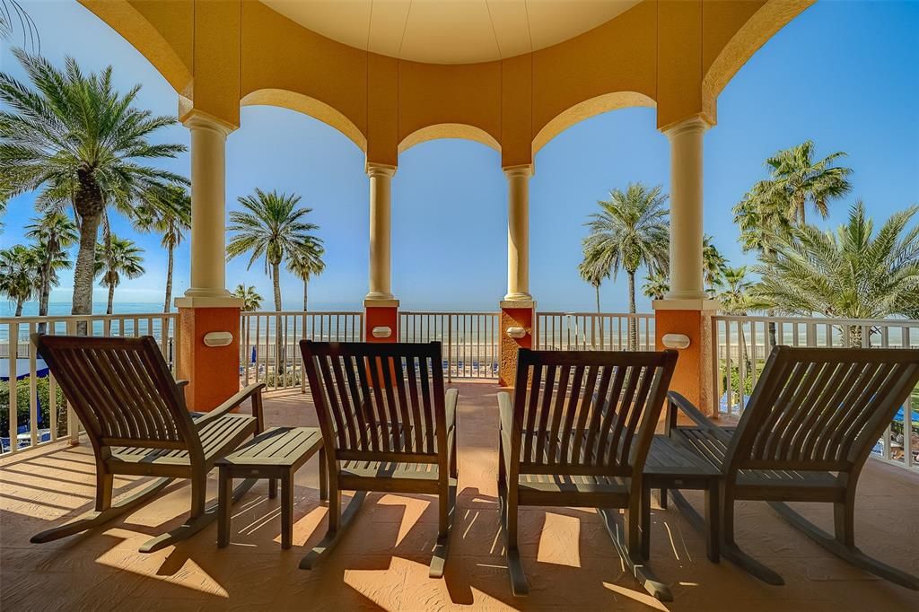 For Rent: $9,500 (3 beds, 2 baths, 1460 Square Feet)