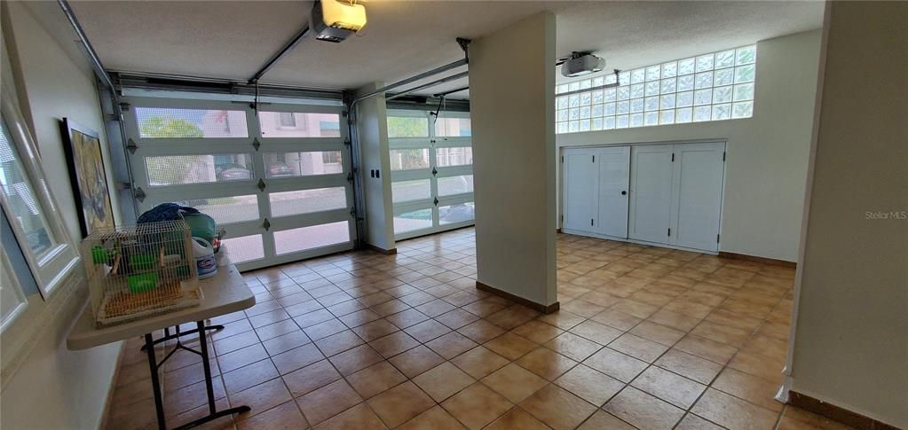 На продажу: $595,000 (4 спален, 2 ванн, 1944 Квадратных фут)