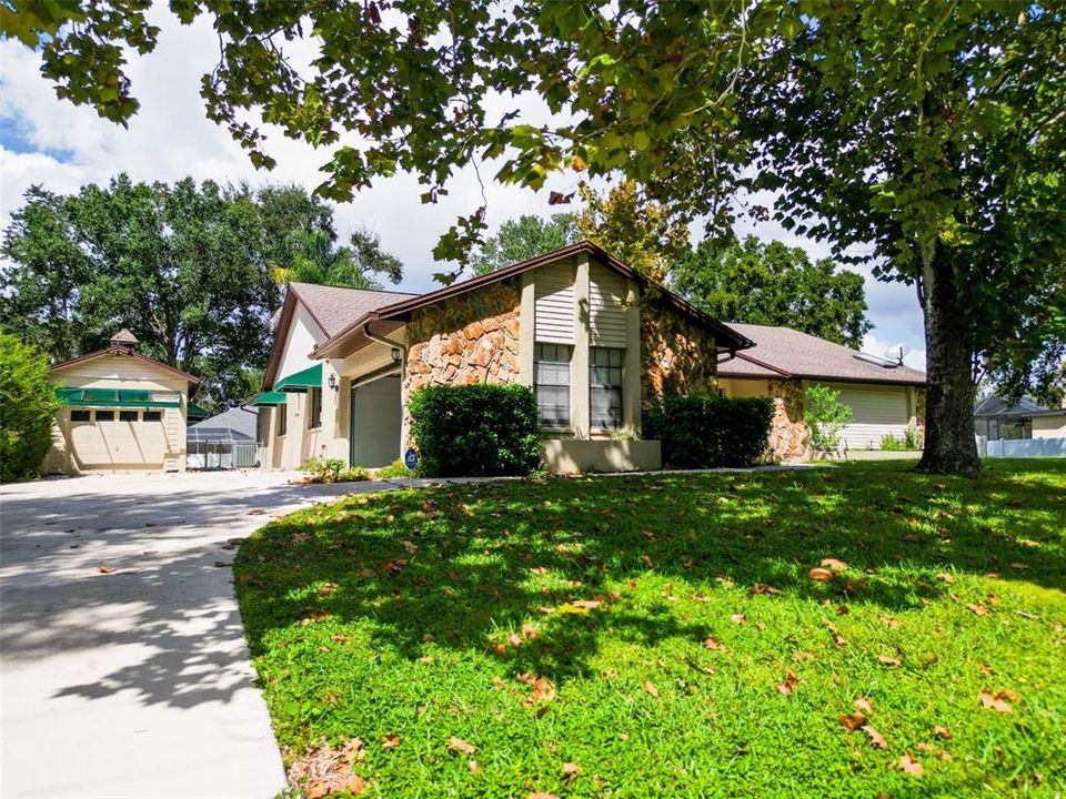 Под контрактом: $459,900 (4 спален, 3 ванн, 2415 Квадратных фут)