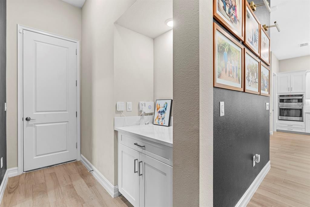 待售: $714,900 (4 贝兹, 3 浴室, 2913 平方英尺)