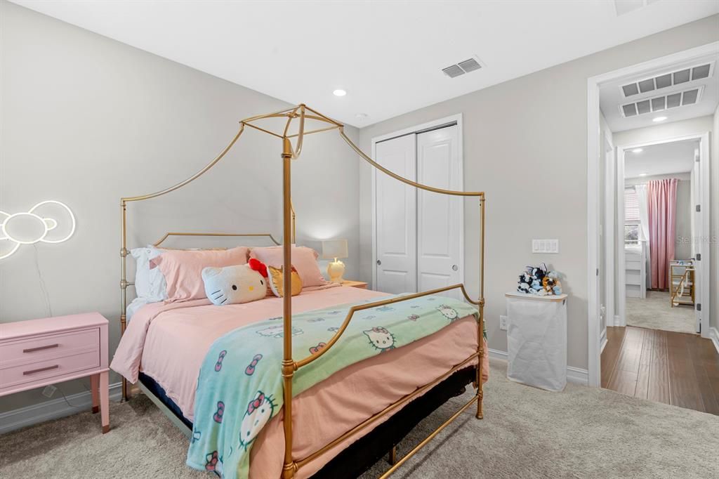 待售: $714,900 (4 贝兹, 3 浴室, 2913 平方英尺)