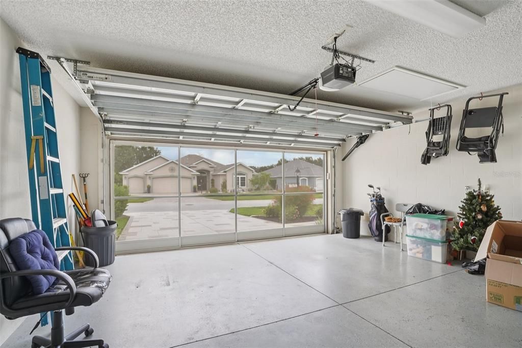 Active With Contract: $375,000 (3 beds, 2 baths, 1764 Square Feet)