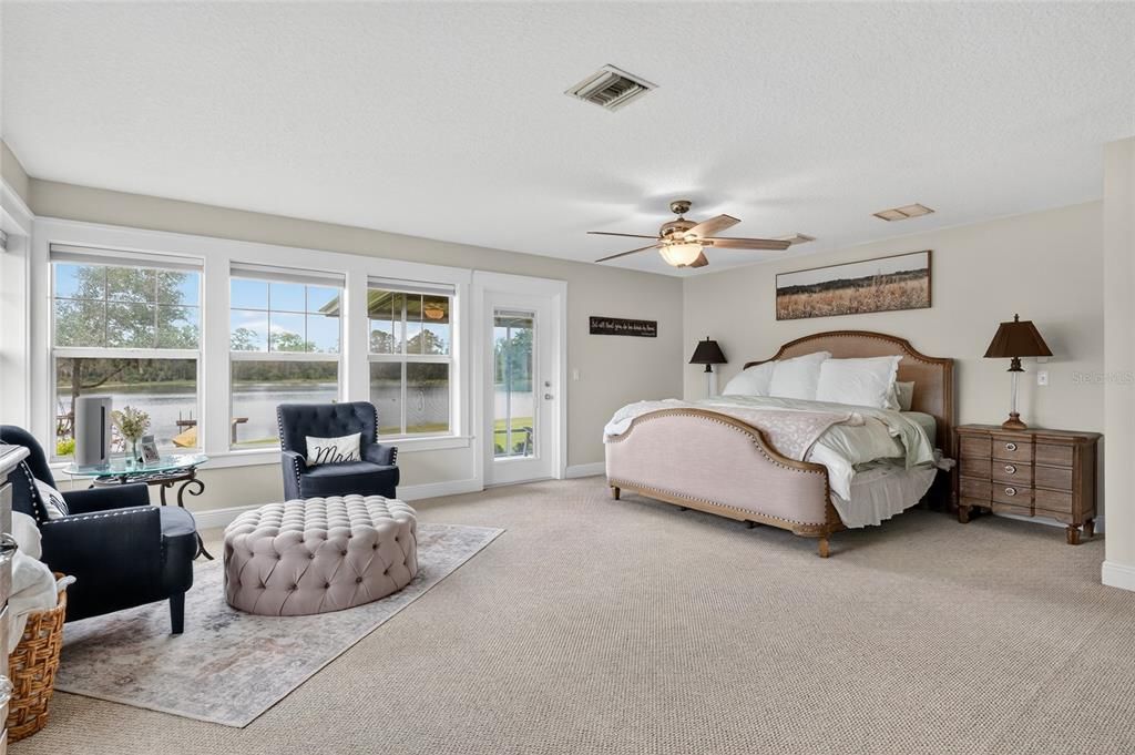 待售: $699,900 (4 贝兹, 2 浴室, 2663 平方英尺)