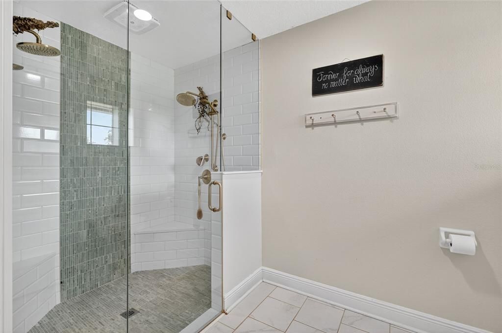 待售: $699,900 (4 贝兹, 2 浴室, 2663 平方英尺)