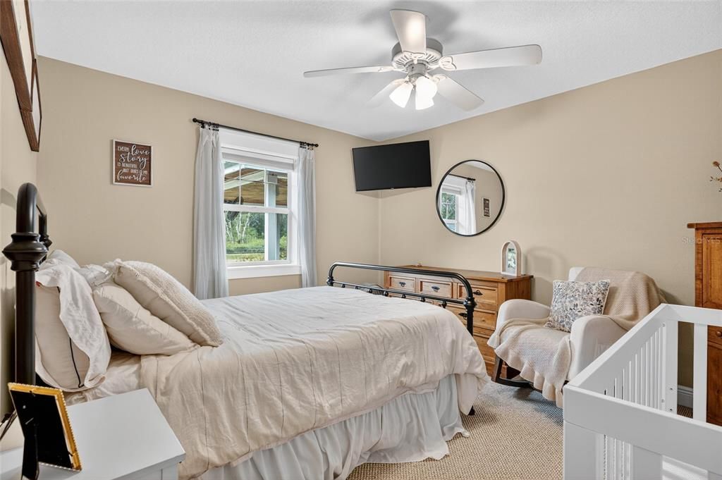 待售: $699,900 (4 贝兹, 2 浴室, 2663 平方英尺)