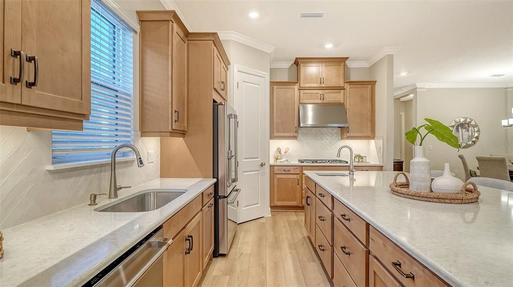 Active With Contract: $1,050,000 (3 beds, 3 baths, 2440 Square Feet)