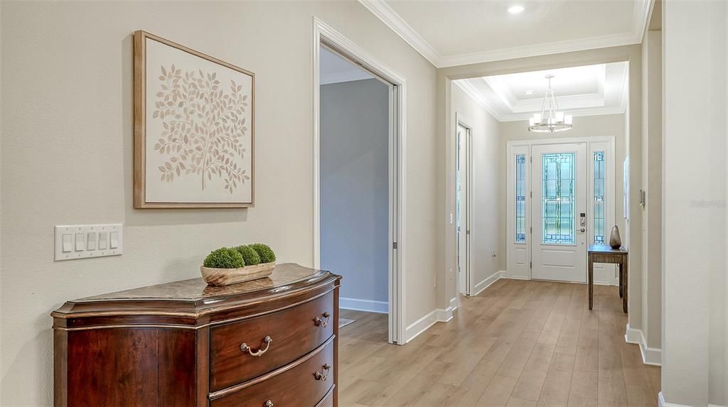 Active With Contract: $1,050,000 (3 beds, 3 baths, 2440 Square Feet)