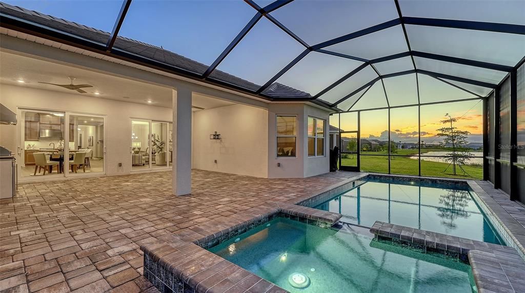 Active With Contract: $1,050,000 (3 beds, 3 baths, 2440 Square Feet)