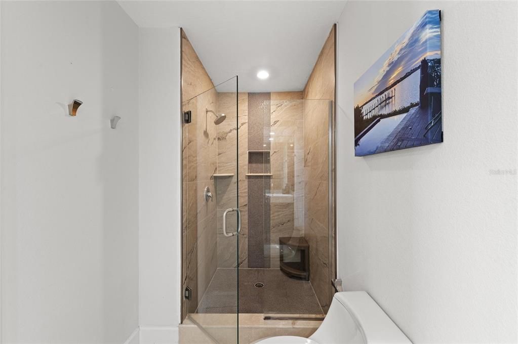 En Venta: $2,350,000 (3 camas, 3 baños, 2473 Pies cuadrados)