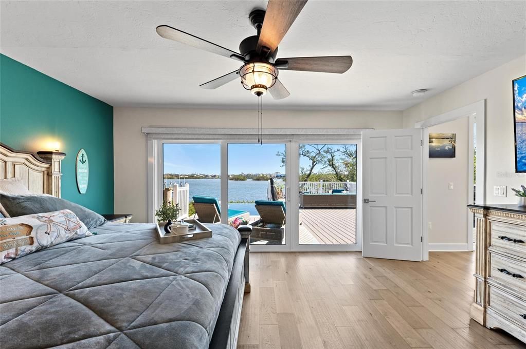 En Venta: $2,350,000 (3 camas, 3 baños, 2473 Pies cuadrados)