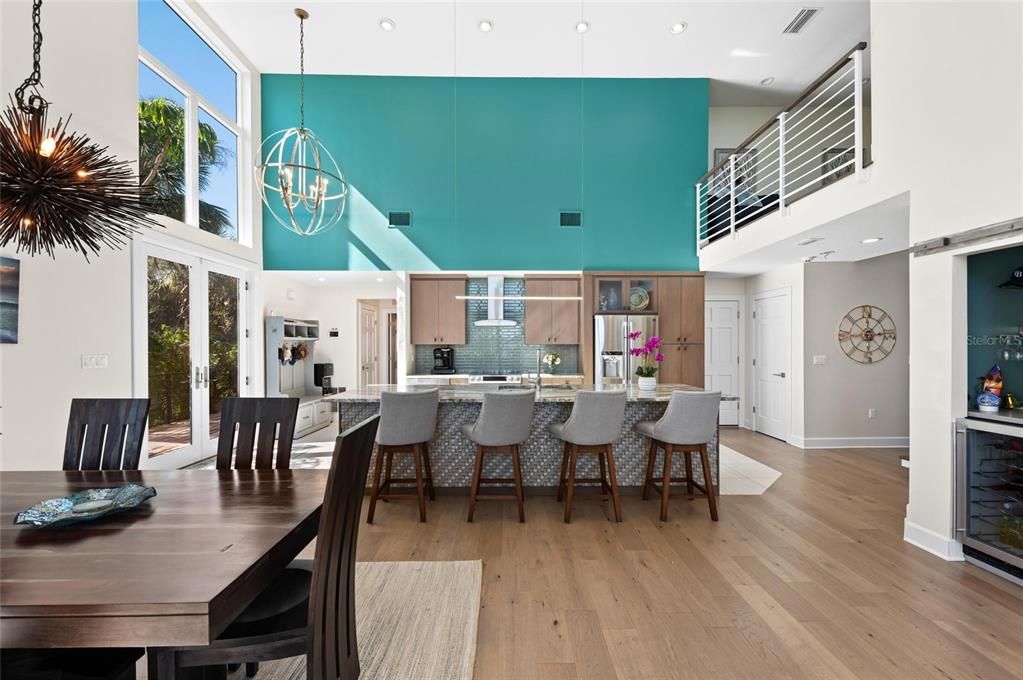 En Venta: $2,350,000 (3 camas, 3 baños, 2473 Pies cuadrados)