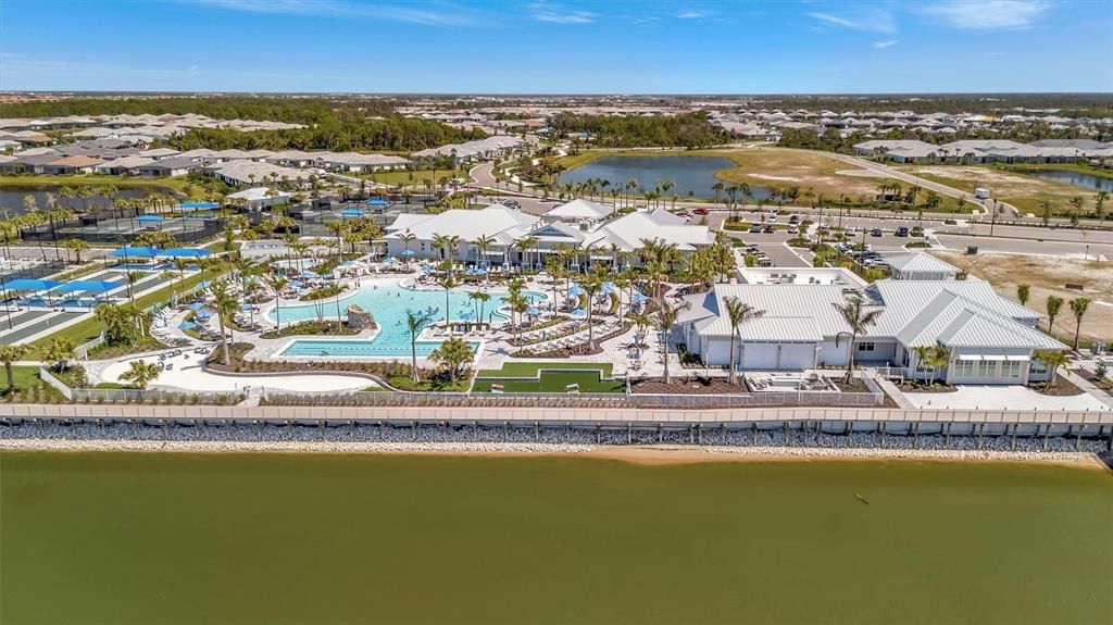 出租: $3,000 (2 贝兹, 2 浴室, 1405 平方英尺)