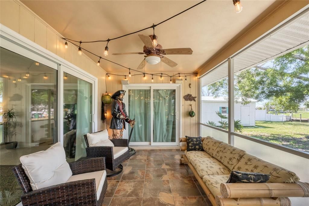 待售: $680,000 (3 贝兹, 2 浴室, 1146 平方英尺)