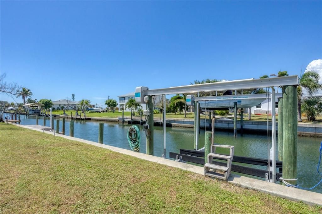 待售: $680,000 (3 贝兹, 2 浴室, 1146 平方英尺)