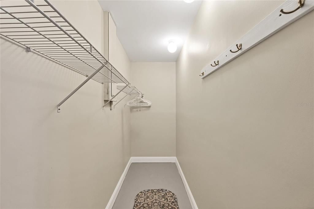 待售: $680,000 (3 贝兹, 2 浴室, 1146 平方英尺)