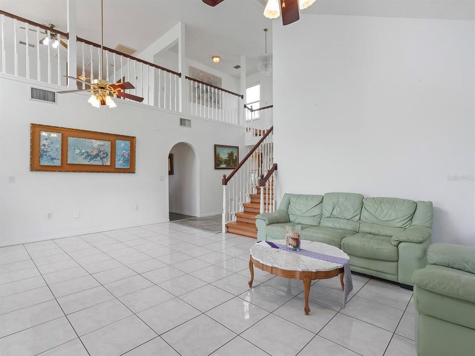 For Sale: $720,000 (5 beds, 4 baths, 2806 Square Feet)