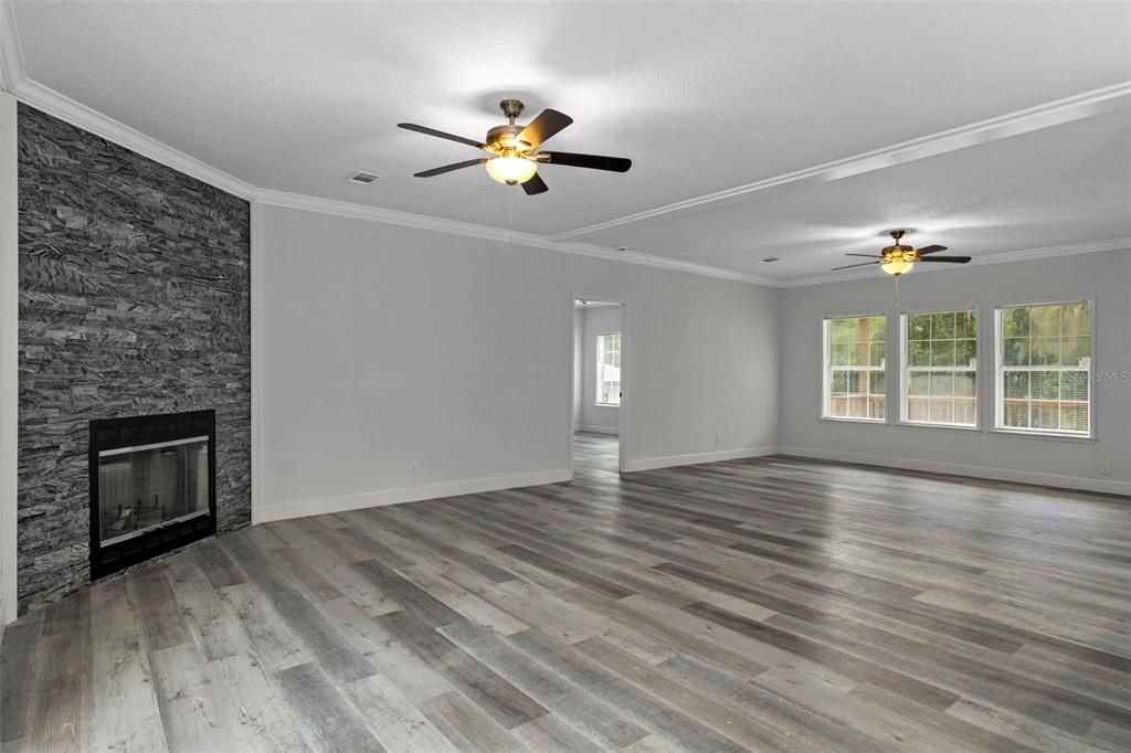 На продажу: $475,000 (4 спален, 3 ванн, 2280 Квадратных фут)