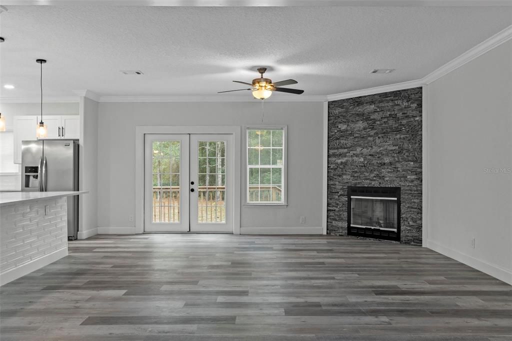 На продажу: $475,000 (4 спален, 3 ванн, 2280 Квадратных фут)