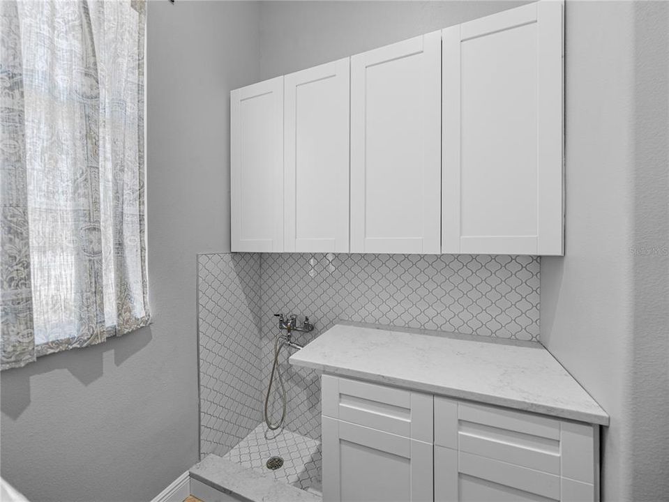 На продажу: $1,999,999 (7 спален, 6 ванн, 6319 Квадратных фут)