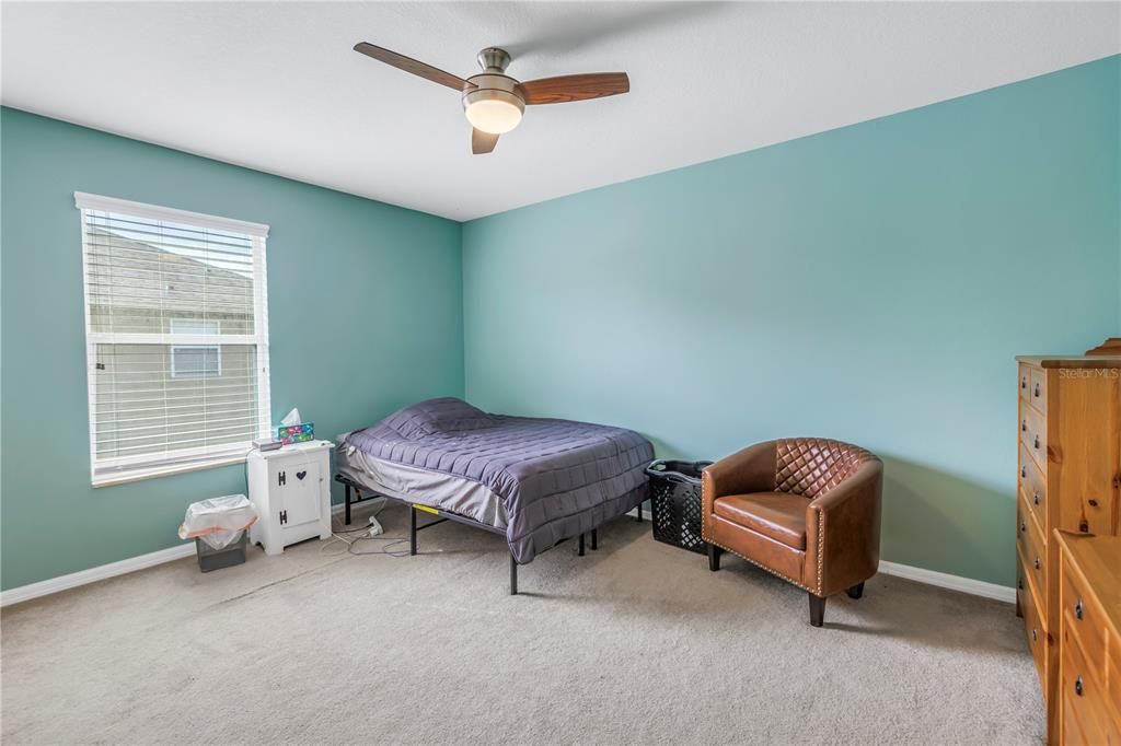 Active With Contract: $675,000 (5 beds, 3 baths, 3662 Square Feet)