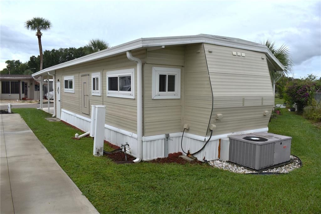 For Sale: $80,000 (1 beds, 1 baths, 540 Square Feet)