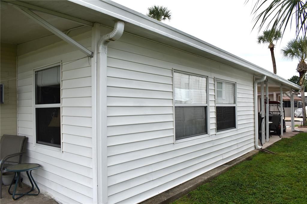 For Sale: $80,000 (1 beds, 1 baths, 540 Square Feet)