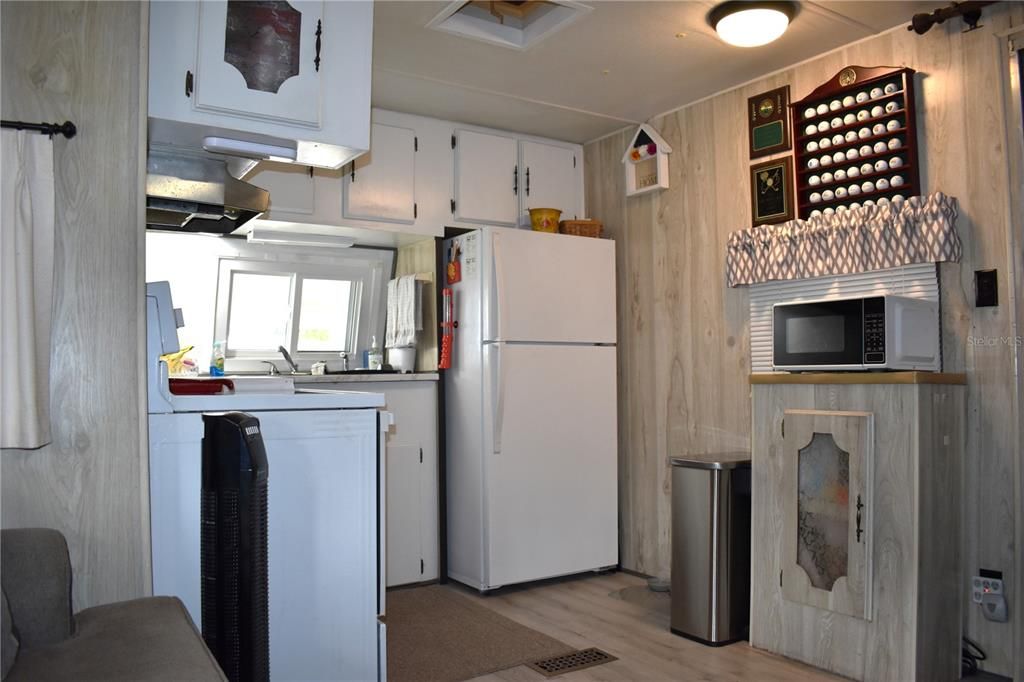 For Sale: $80,000 (1 beds, 1 baths, 540 Square Feet)
